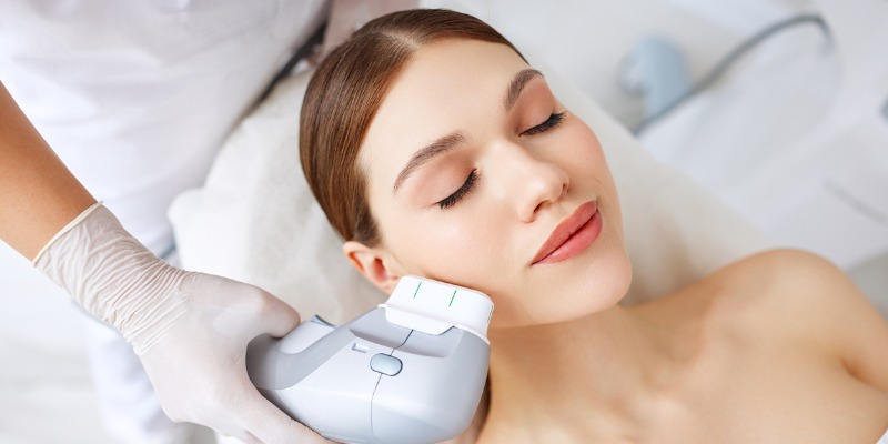 How Fat Freezing and HIFU Work Together? 4 book a personalised consultation of Fat Freezing and HIFU Together Shepperton Green